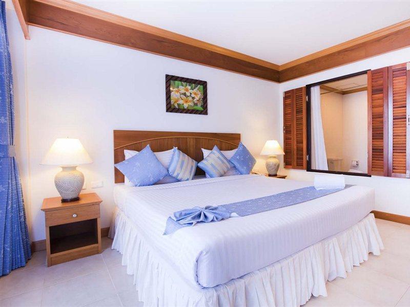 Jiraporn Hill Resort Patong Exterior photo